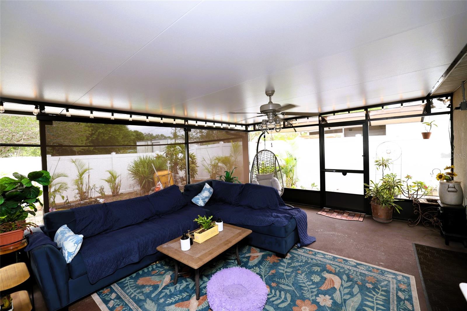screened lanai
