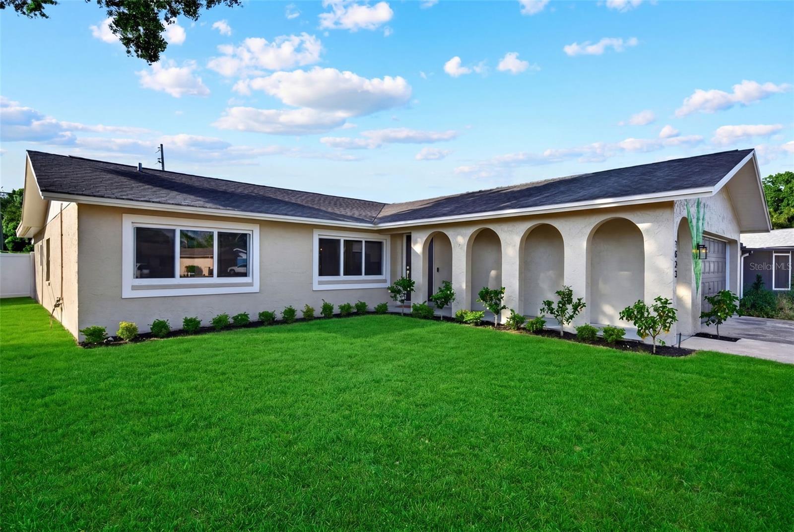 Grass has been virtually enhanced.