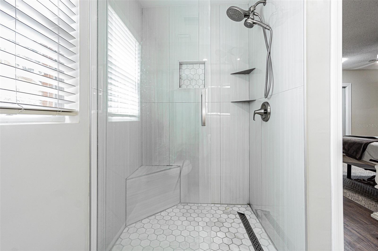 Primary En-suite Bath.