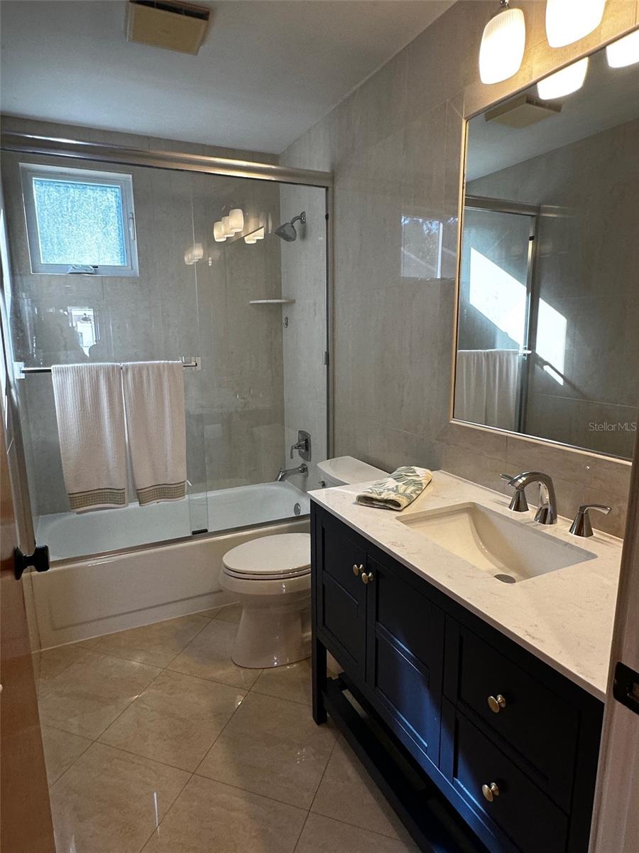 Bathroom downstairs