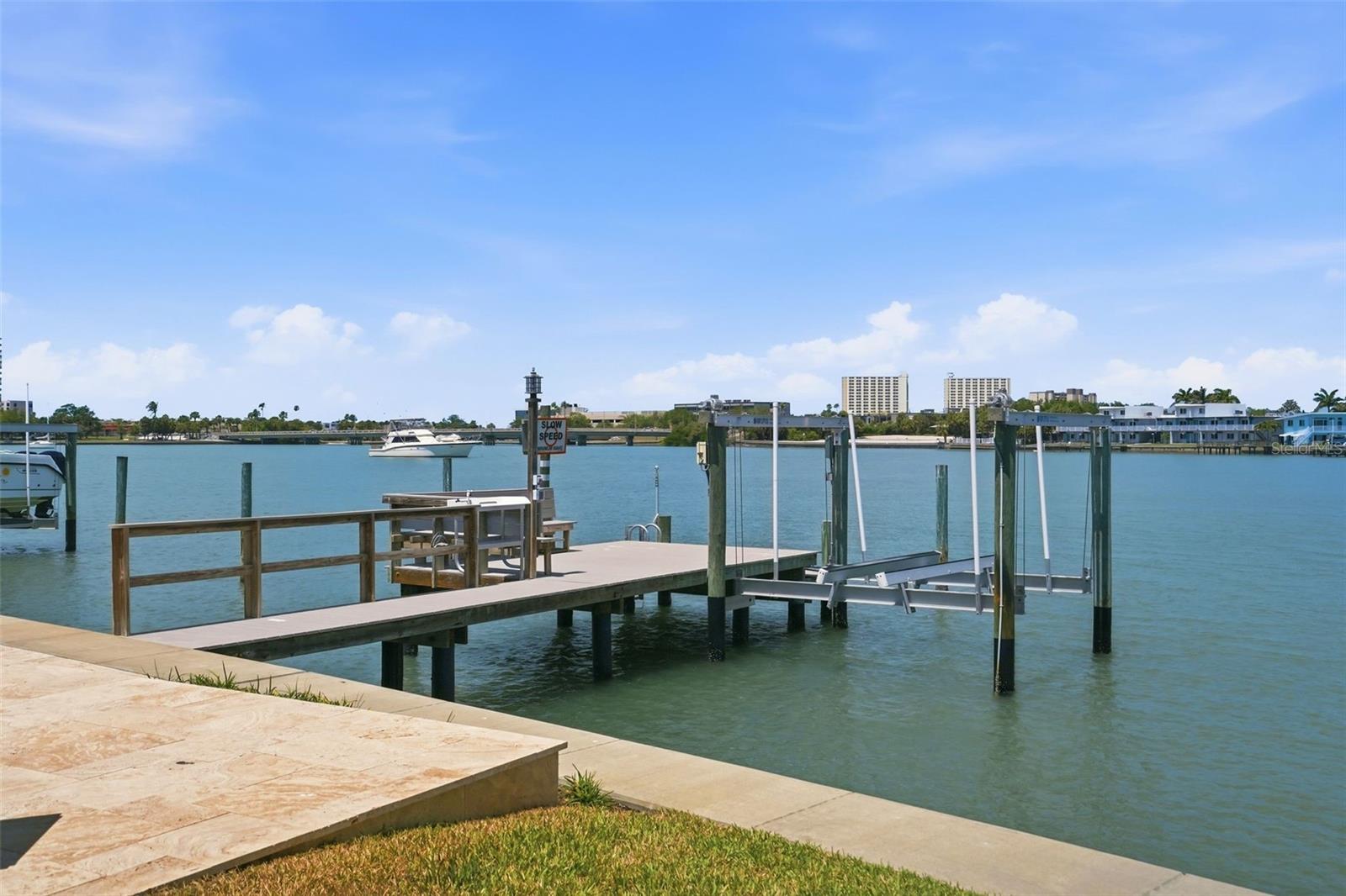 Dock & Boat Lift