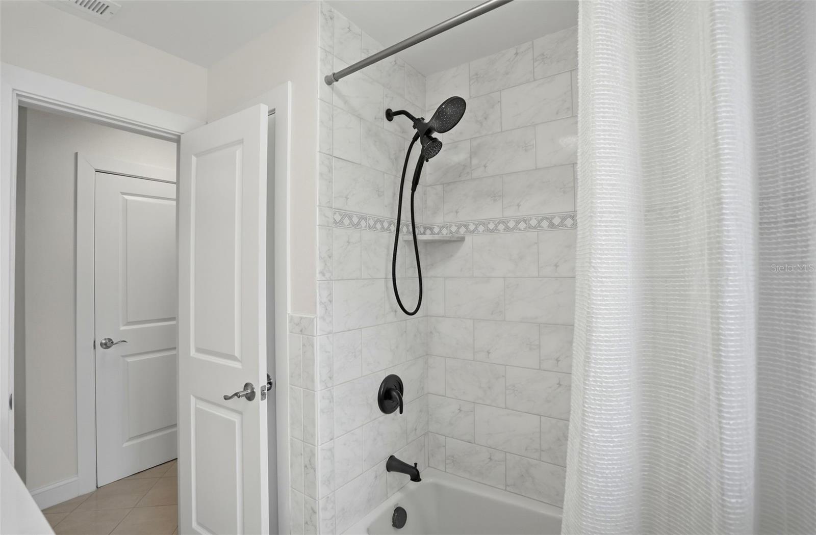 2nd Bathroom