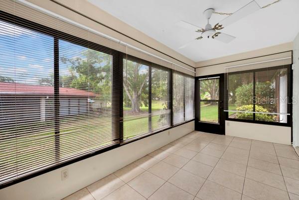 LANAI WITH BEAUTIFUL VIEWS