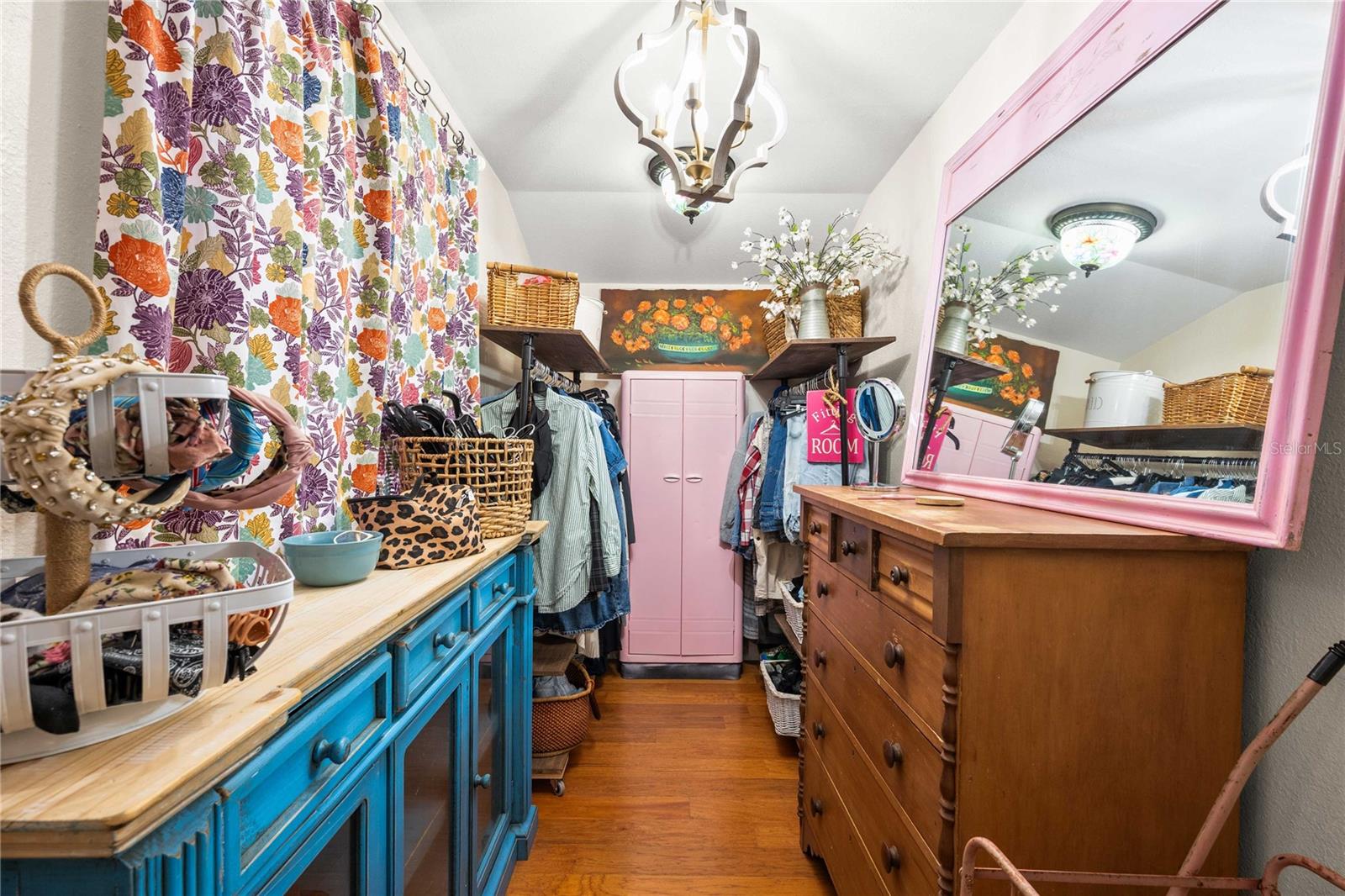 Primary Walk in Closet