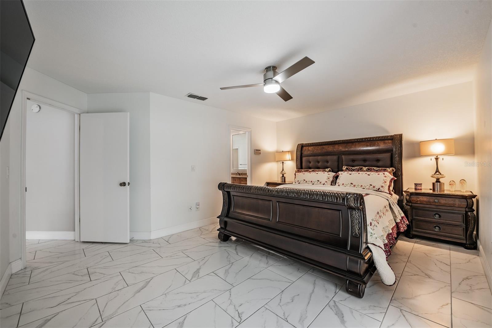 MASTER SUITE