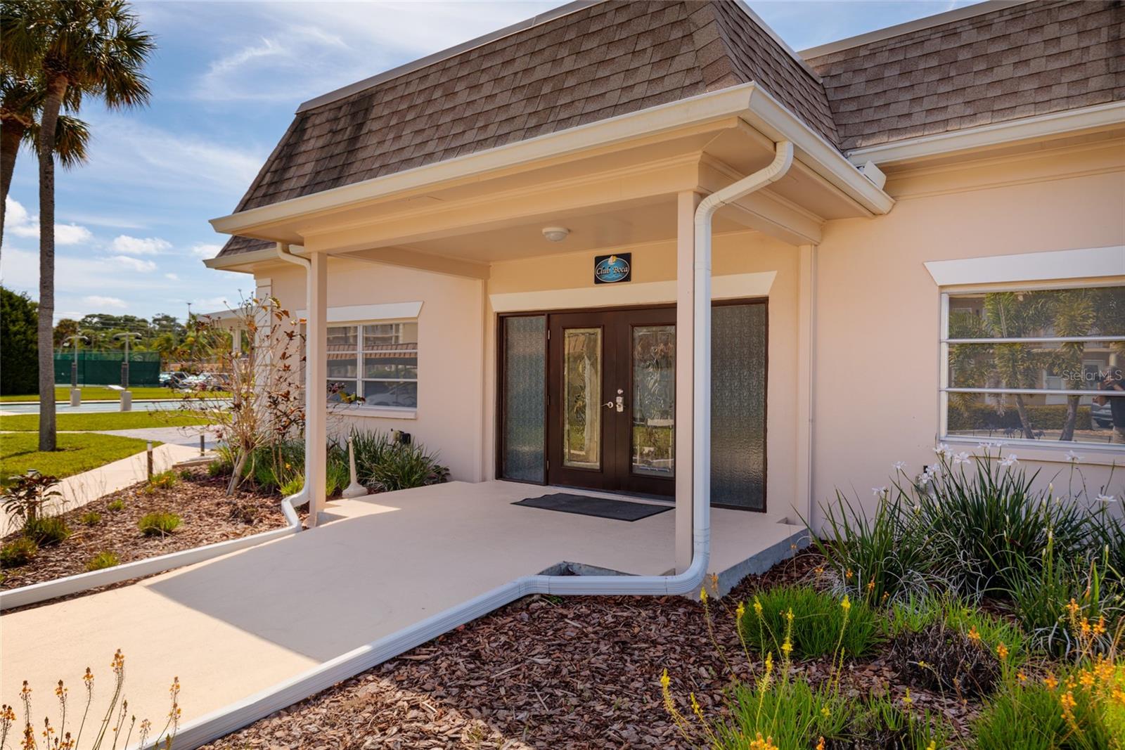 CLUB BOCA ACROSS THE STEET