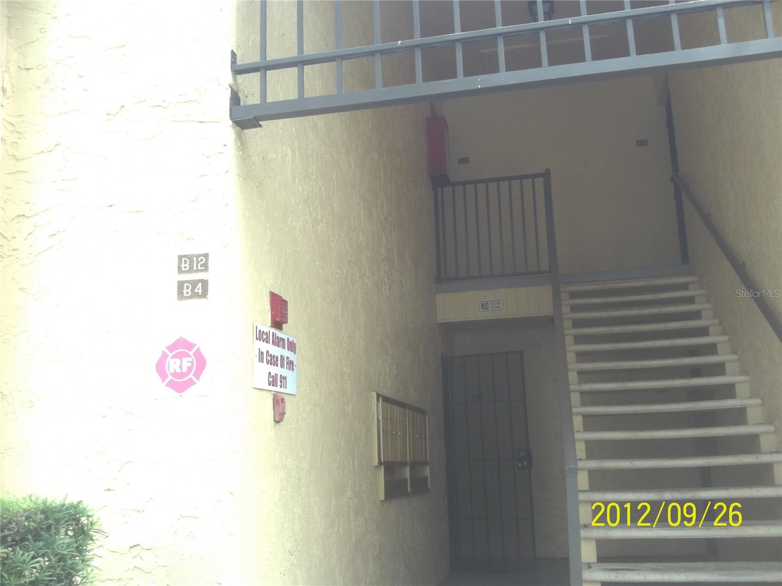 Golden Gate B12 Entrance