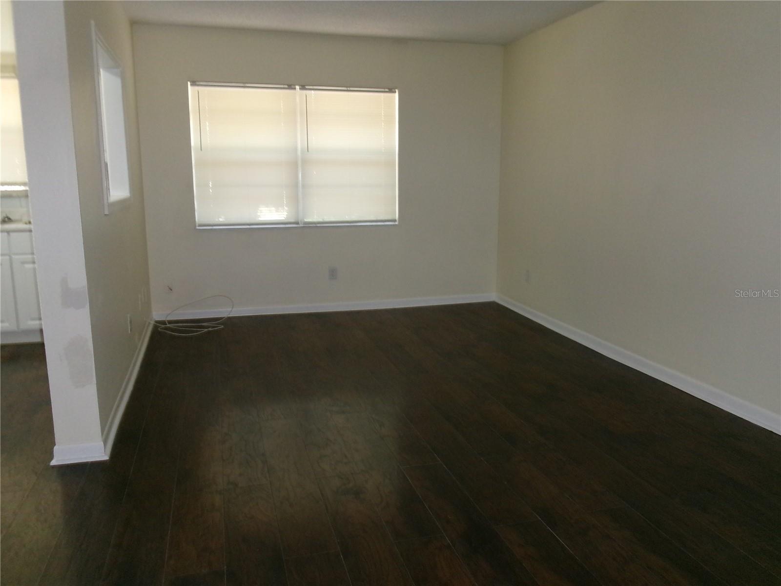 Golden Gate B 16 Livingroom