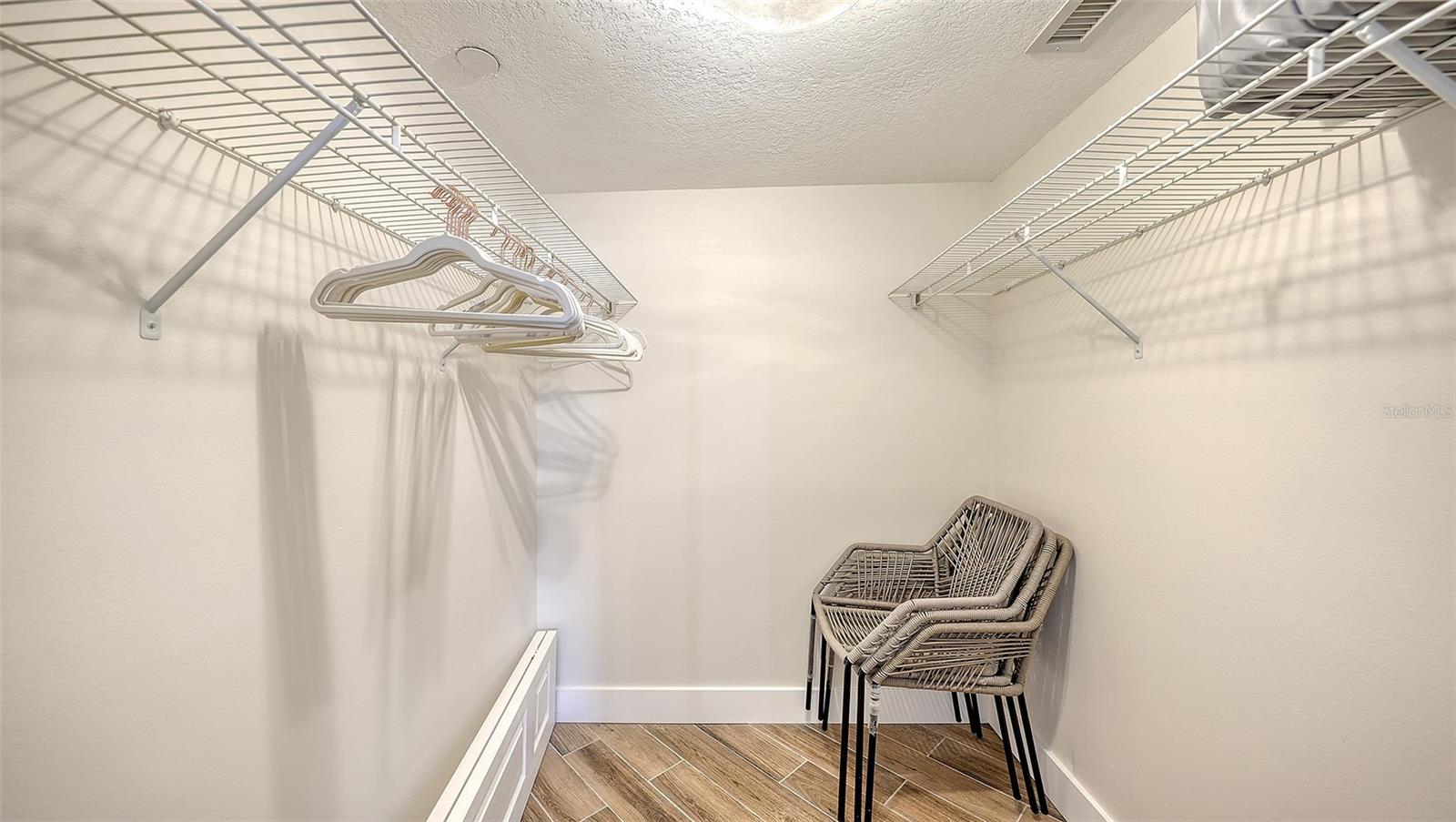 Guest walk-in closet