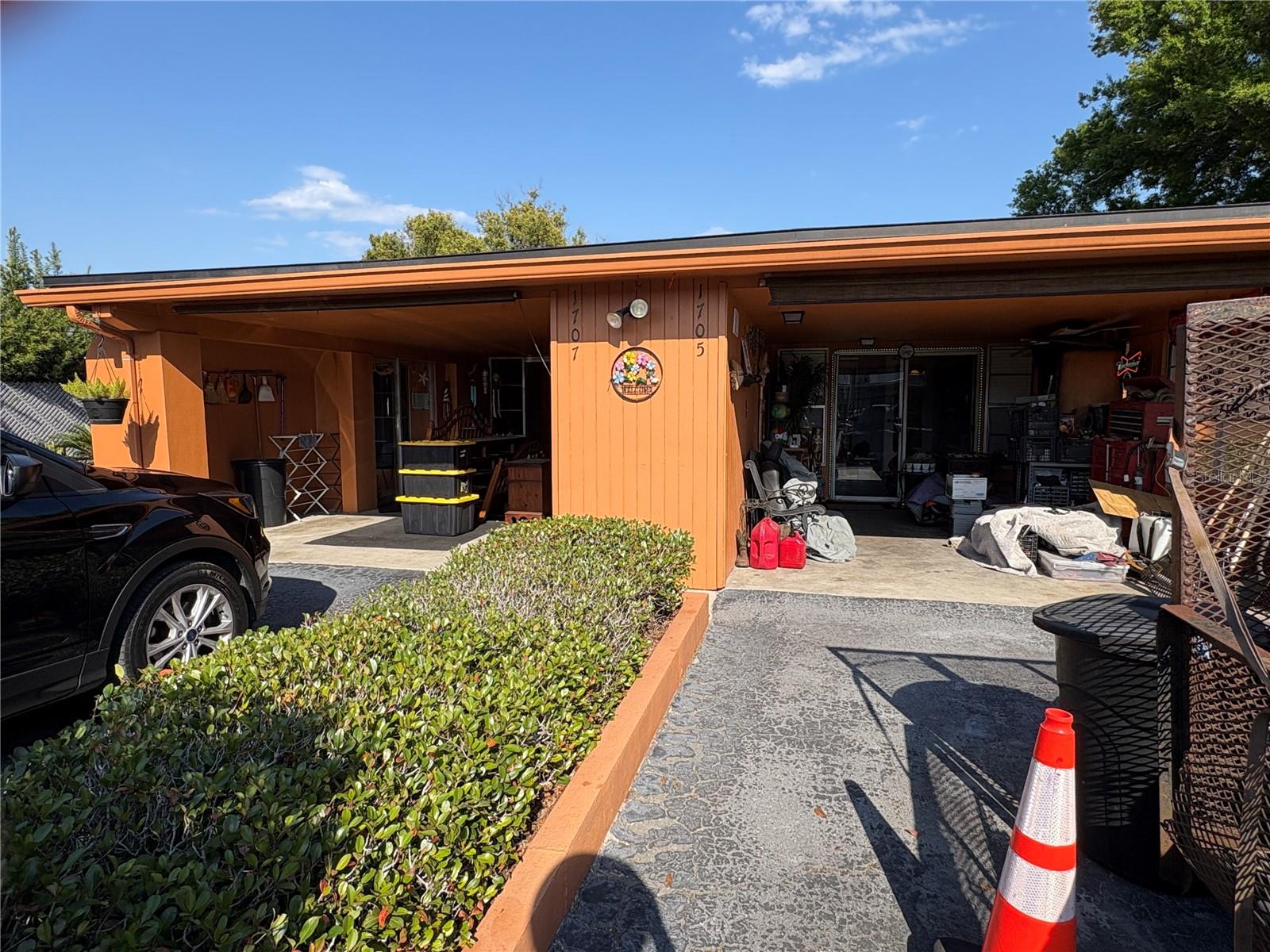 REAR CARPORT