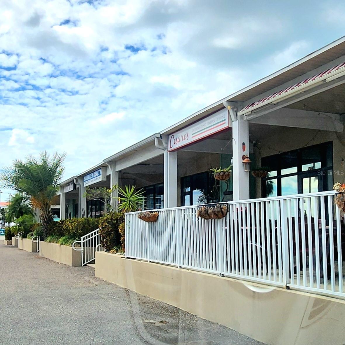 Shopping and restaurants nearby