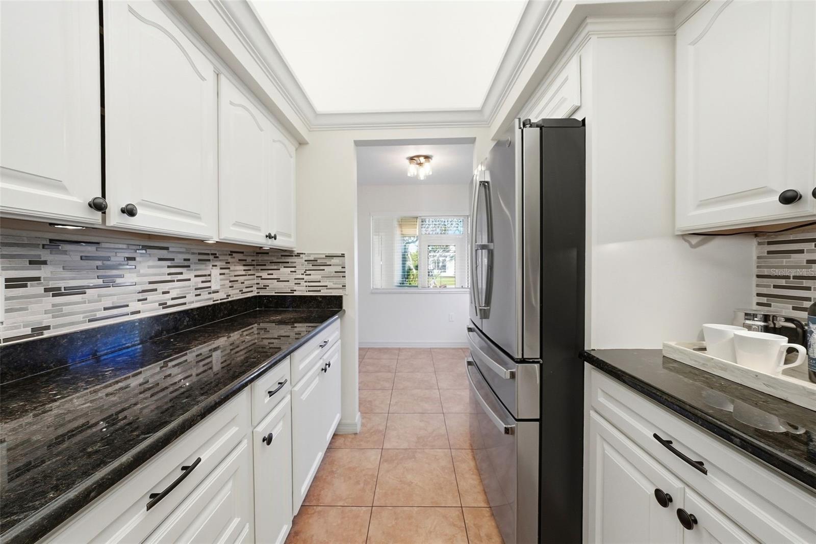 Look at that backsplash