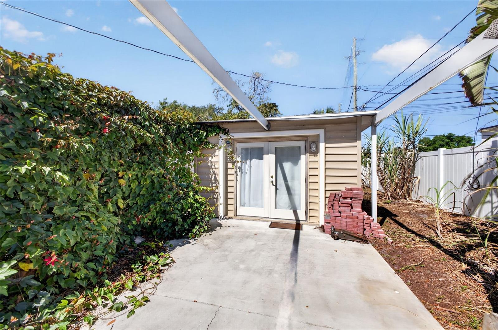 Detached studio ideal for home office, gym, or creative space