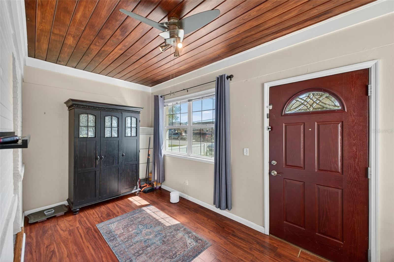 Entryway Area Greeting Room