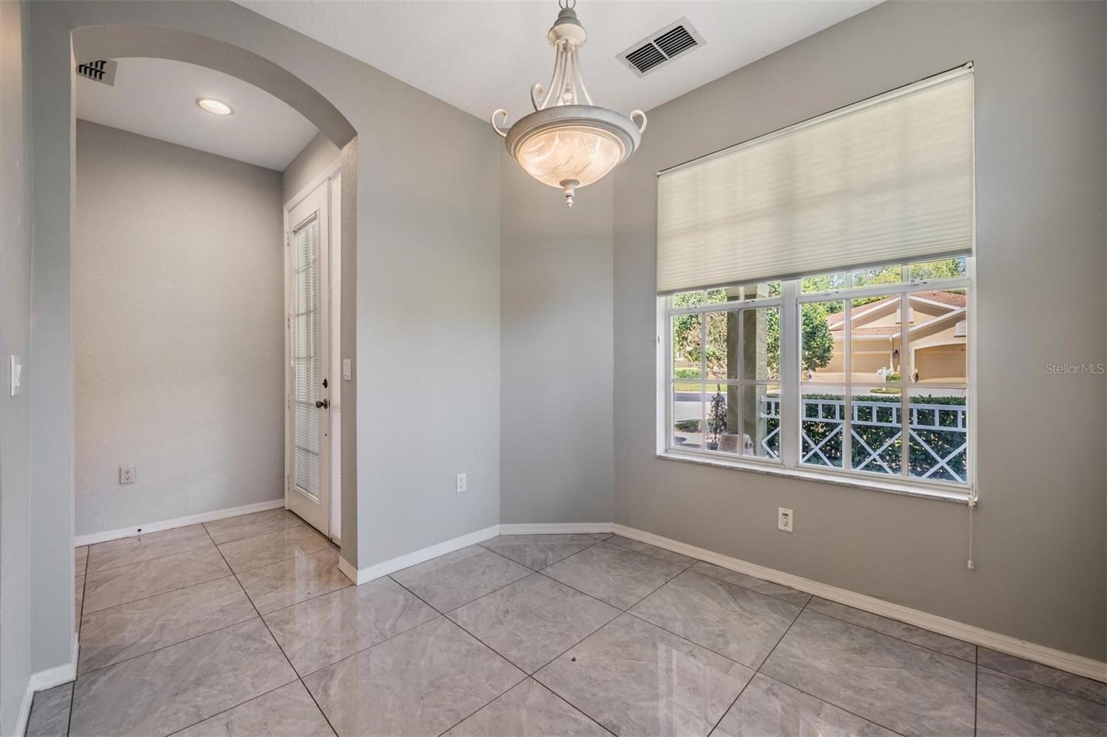 Entryway and Dinette area