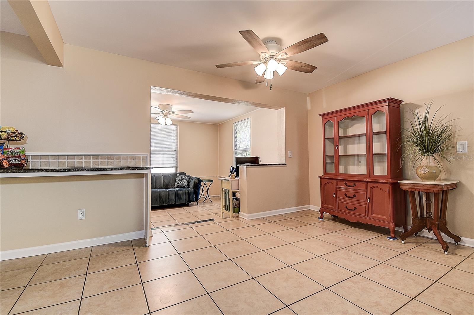 Open Floorplan to Florida room