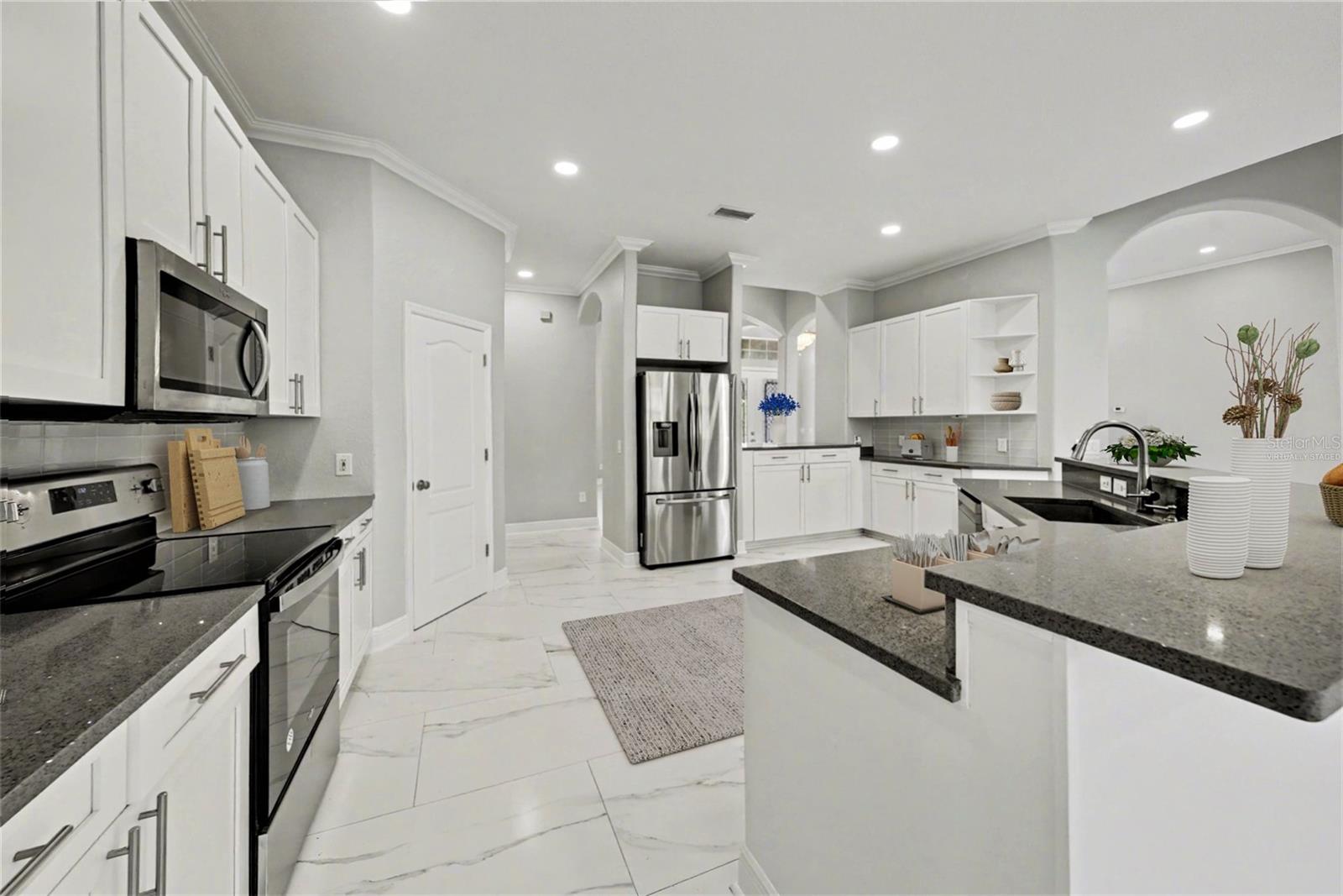 Virtually staged - Kitchen