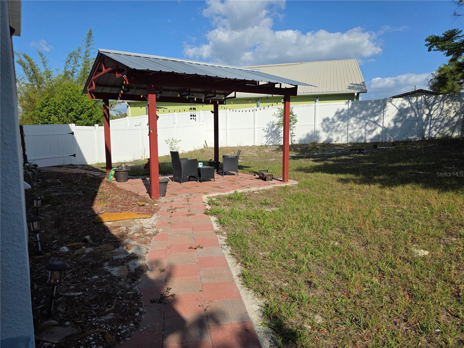 W7884767