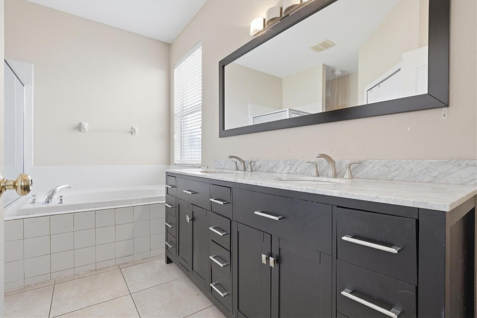 Primary Ensuite Bathroom - Downstairs