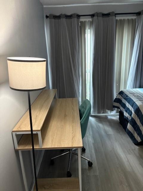 TB8496841