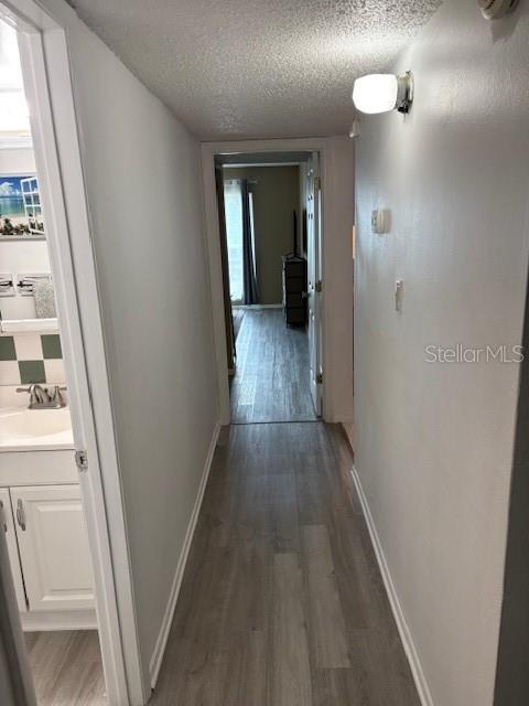 TB8496841
