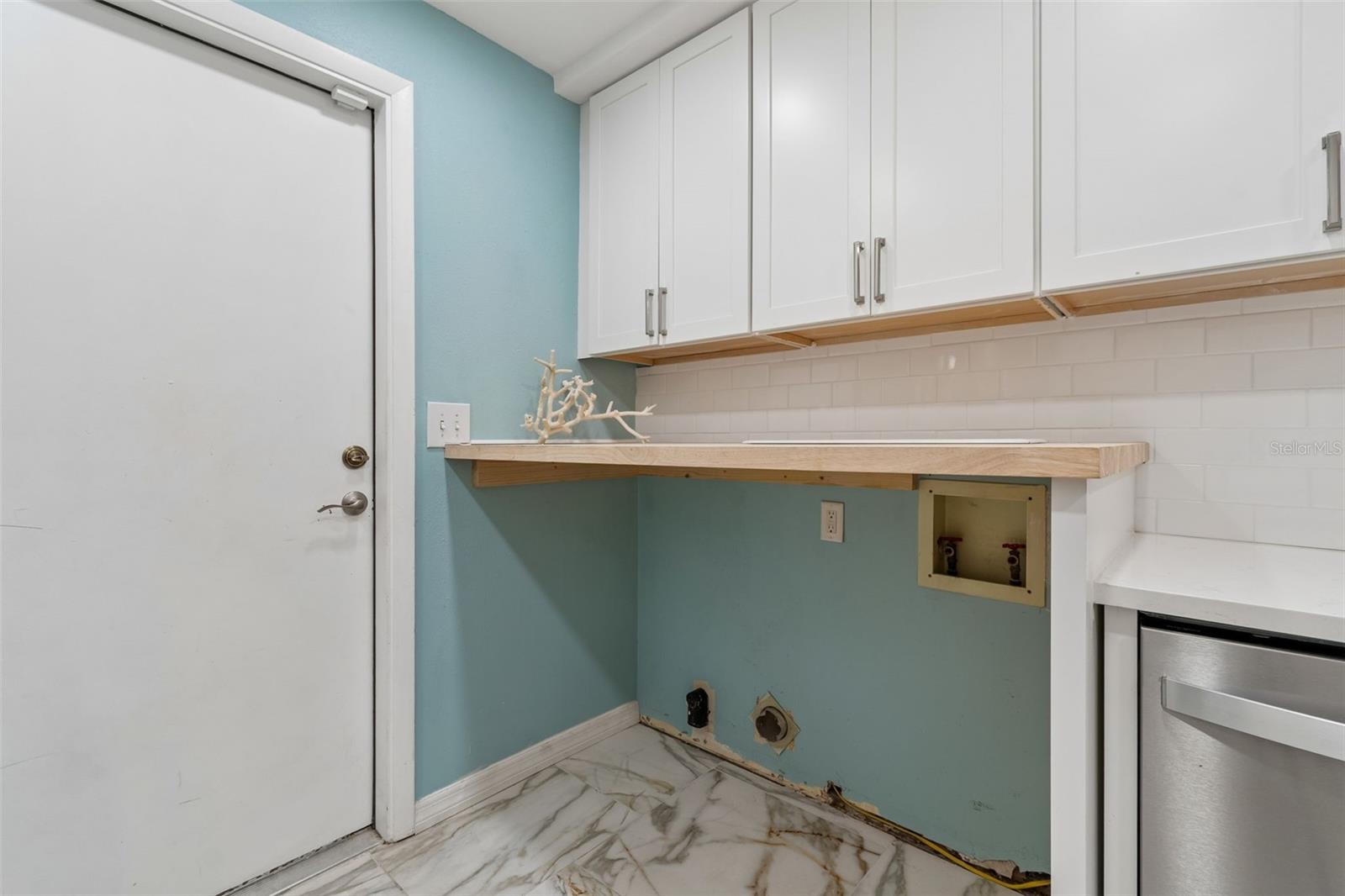 Washer and dryer hook ups