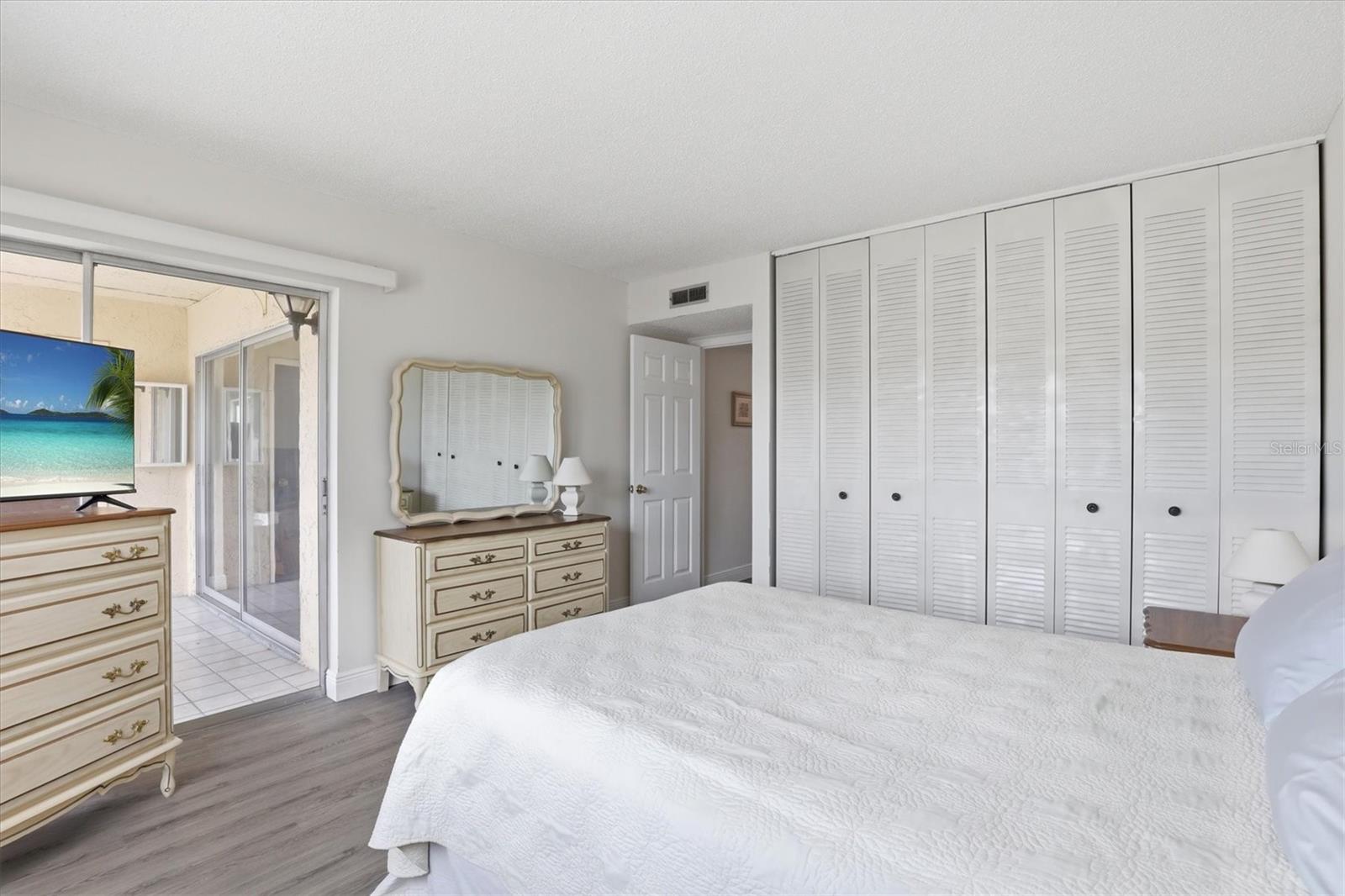 Lots of closet space