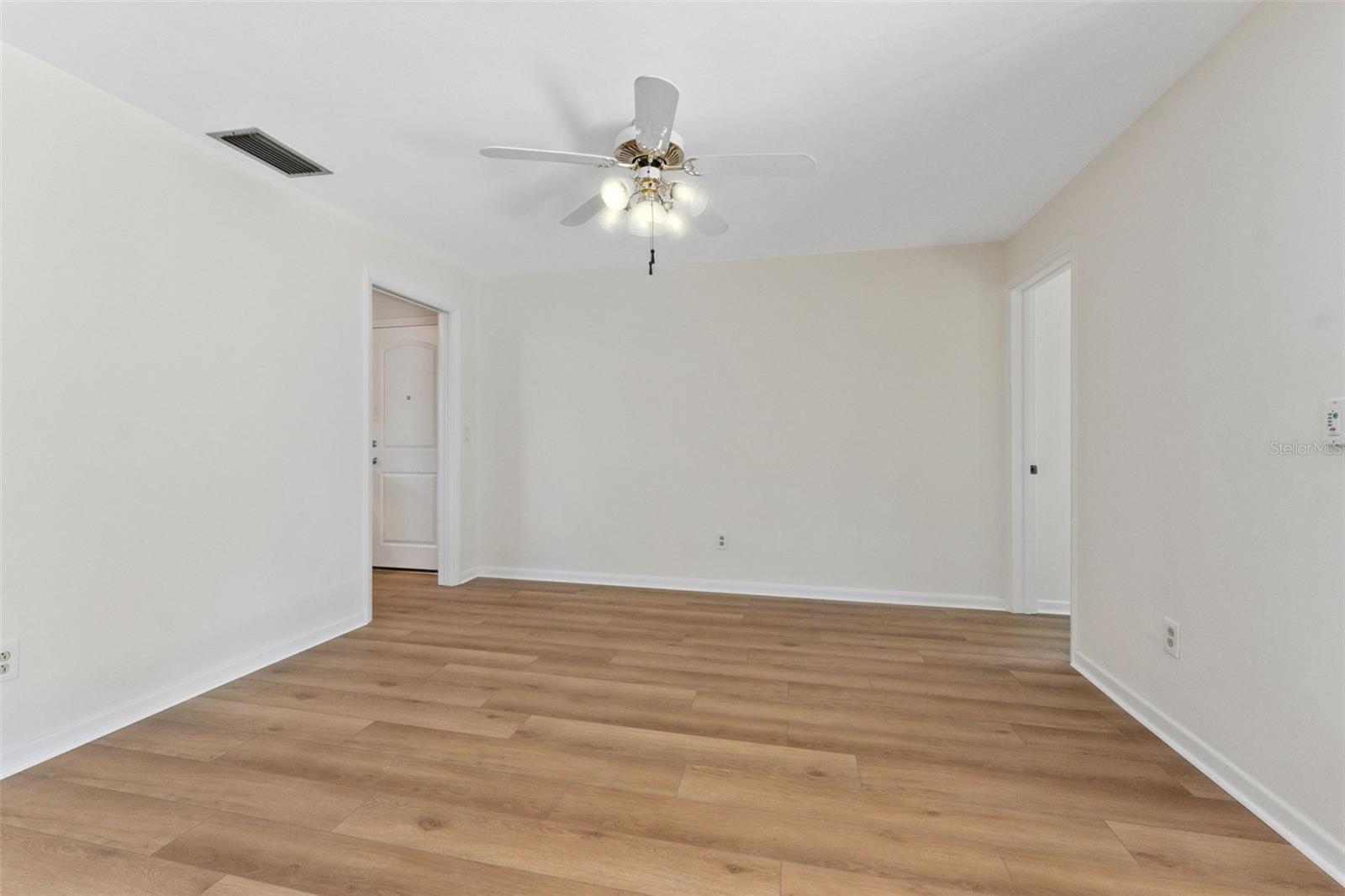 Host in style! The dining room offers plenty ofspace for a large table, making every meal aspecial occasion