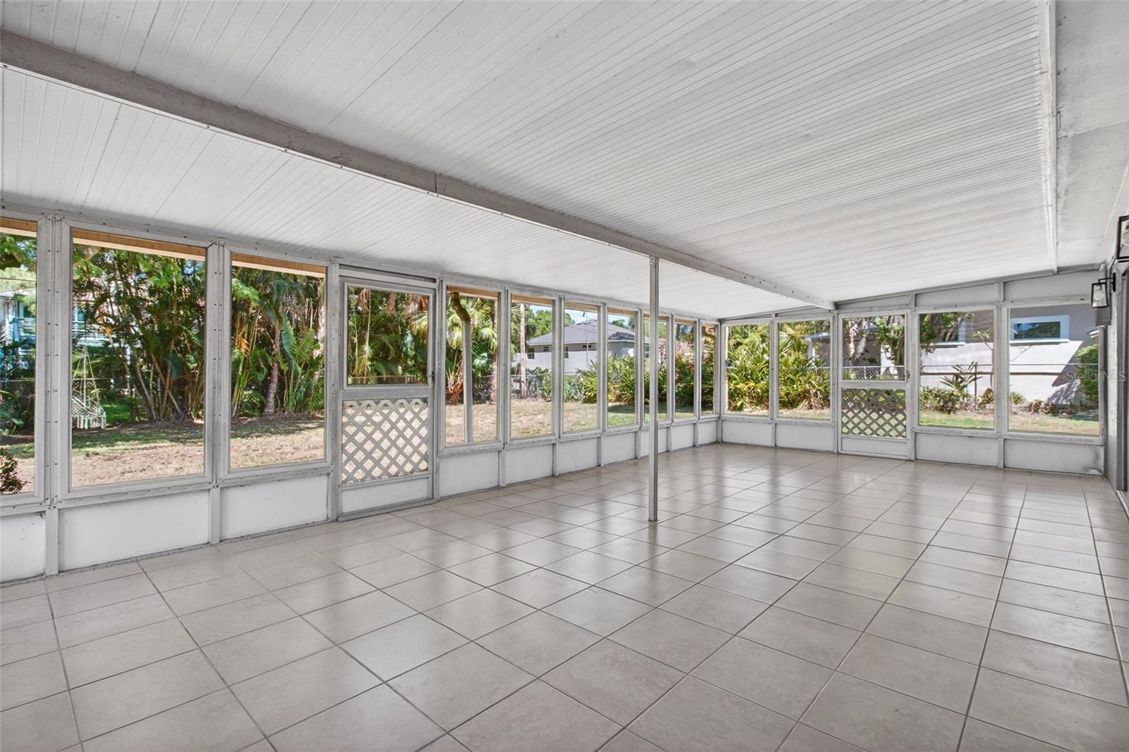 Covered/Screened Rear Porch
