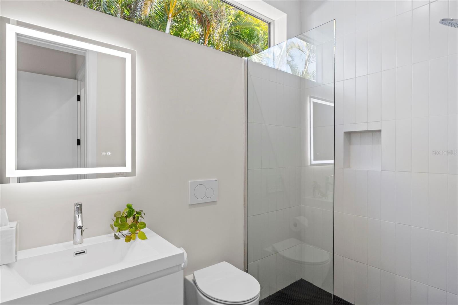 Private Bath for Second Suite