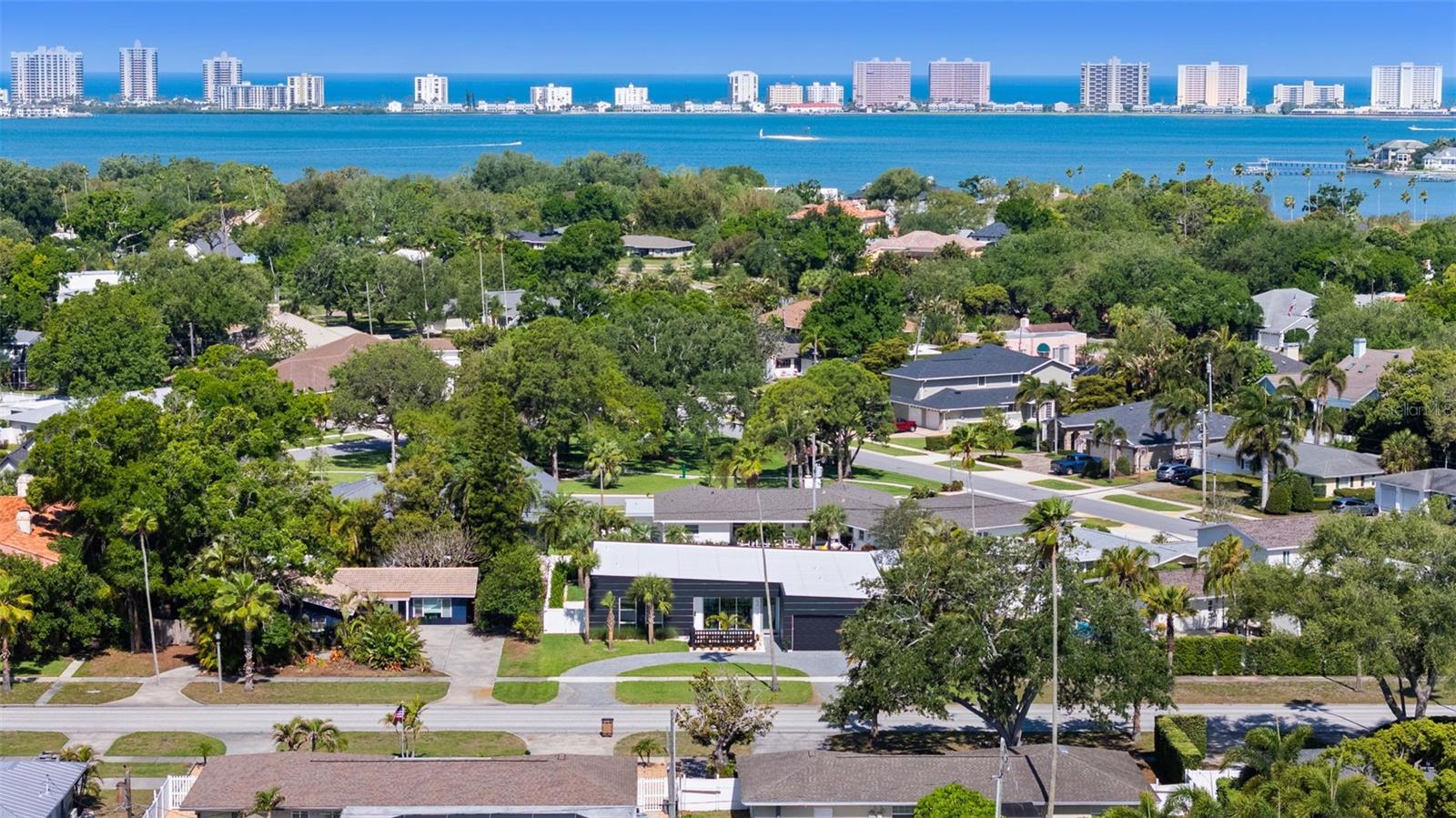 So close to the water in Flood Zone X!