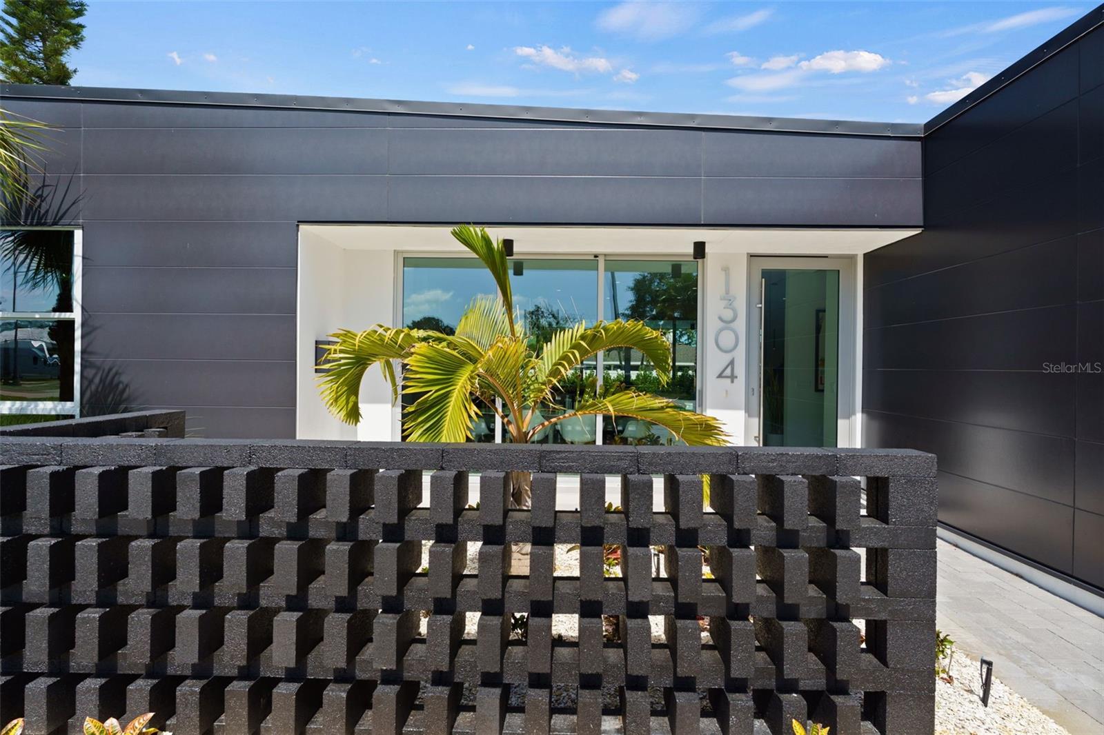 Mid Century Modern Vibes