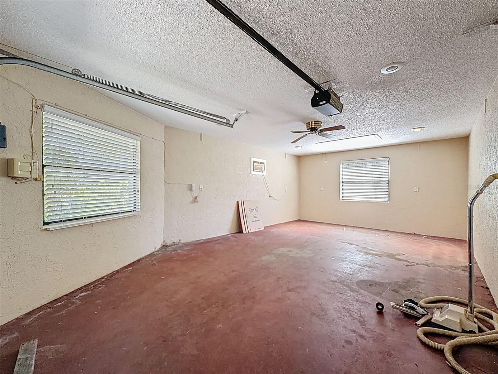 Detached garage/rec room/office