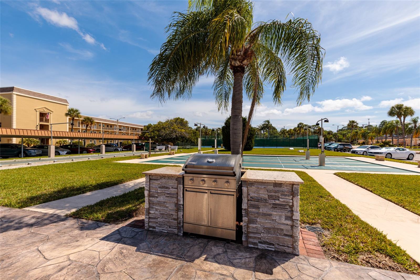 GRILLING AREA