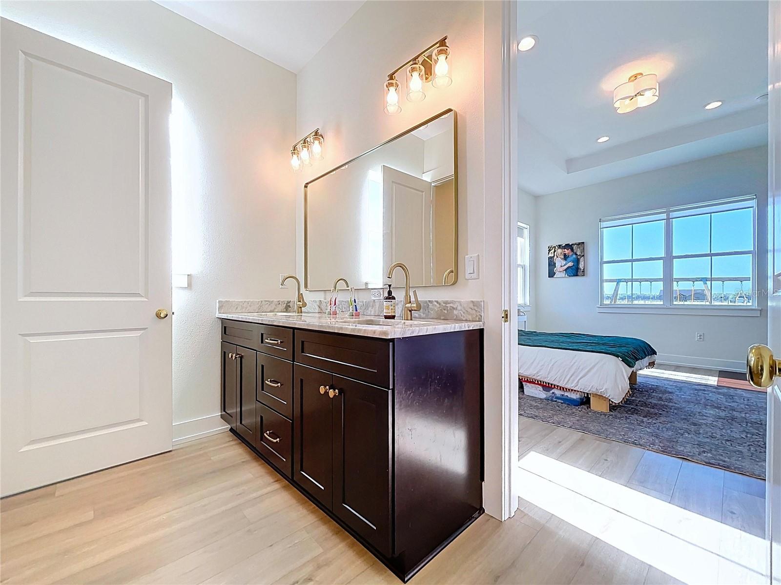 Master Double Vanity