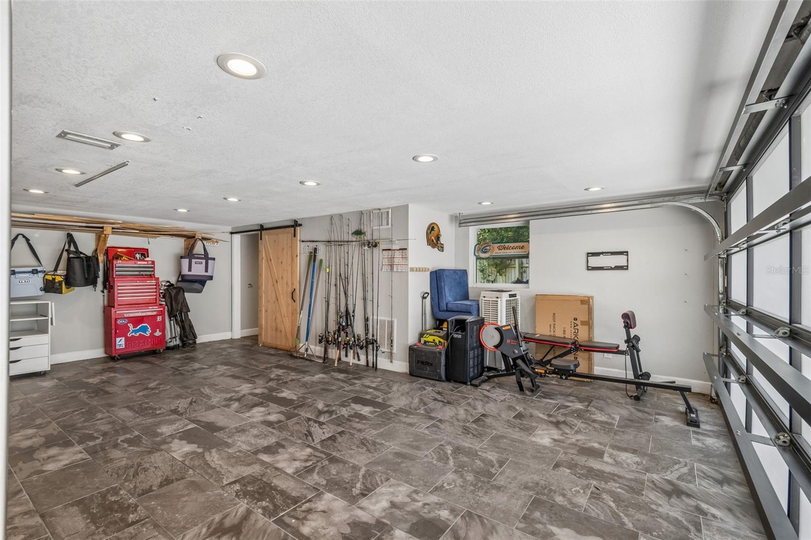 Air conditioned garage