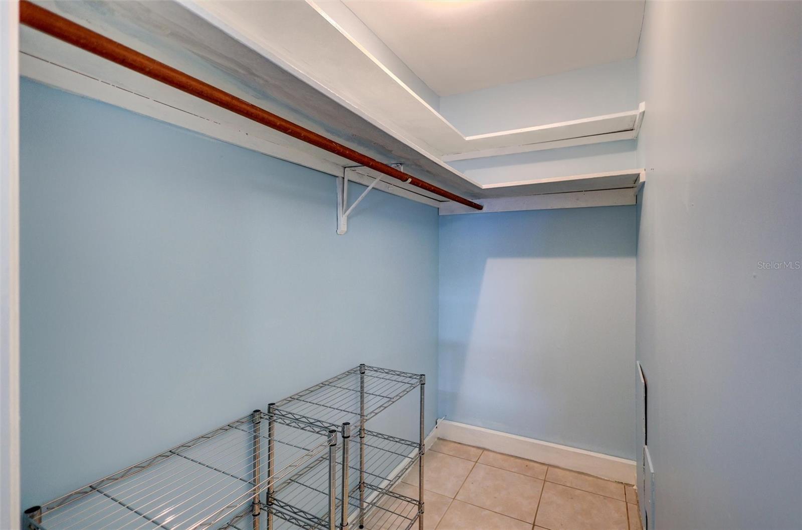 Walk in Closet