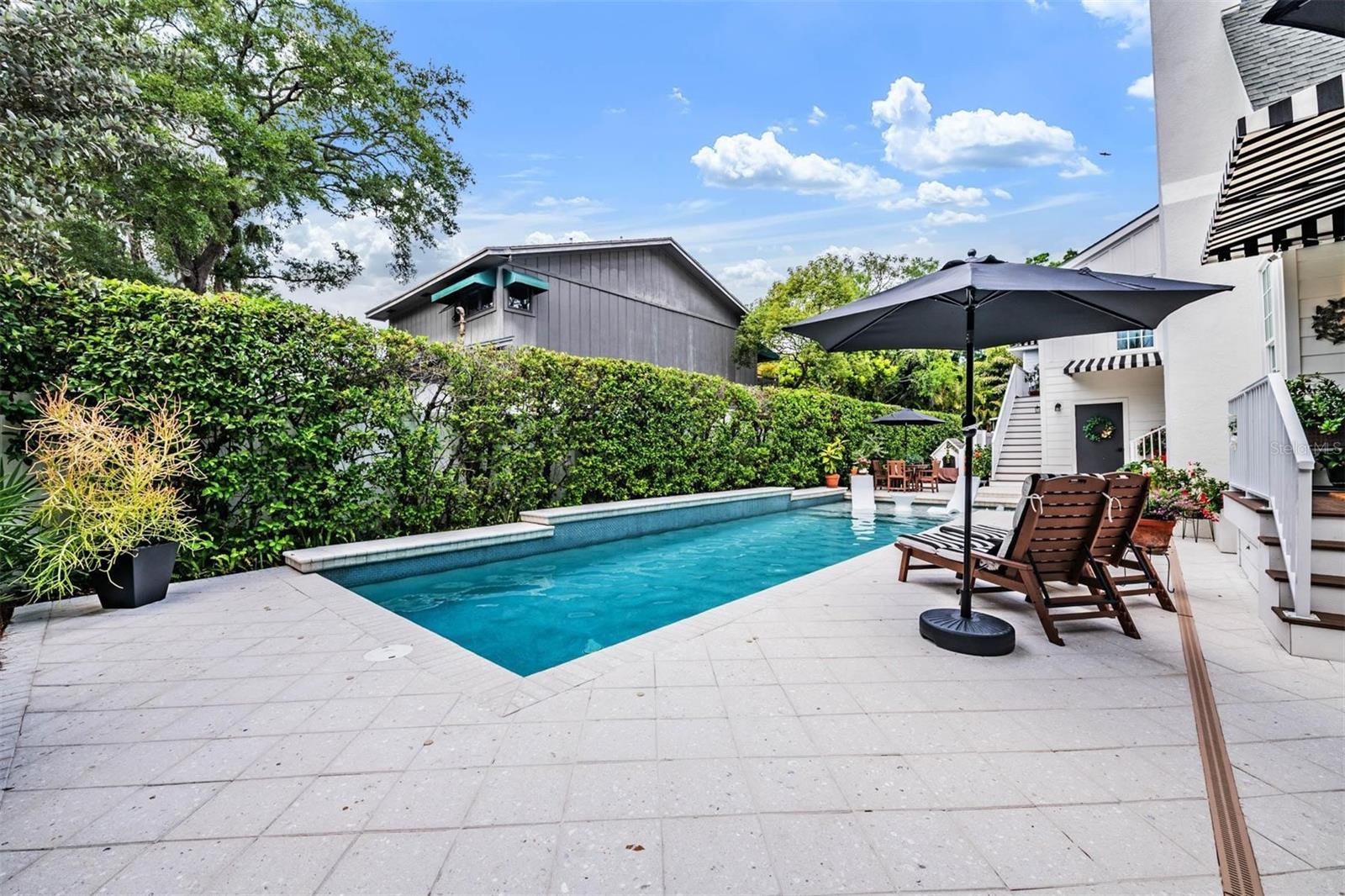 TB8497260