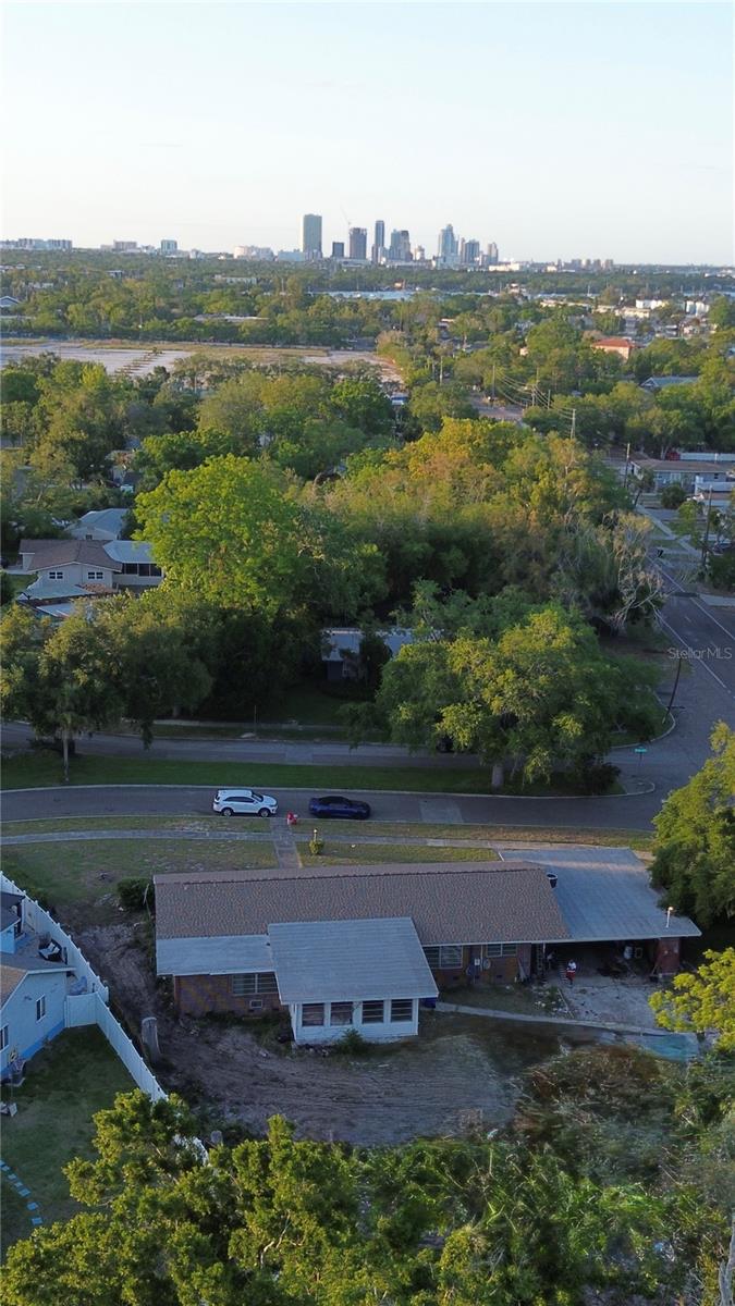 Conveniently located near Downtown St. Petersburg.