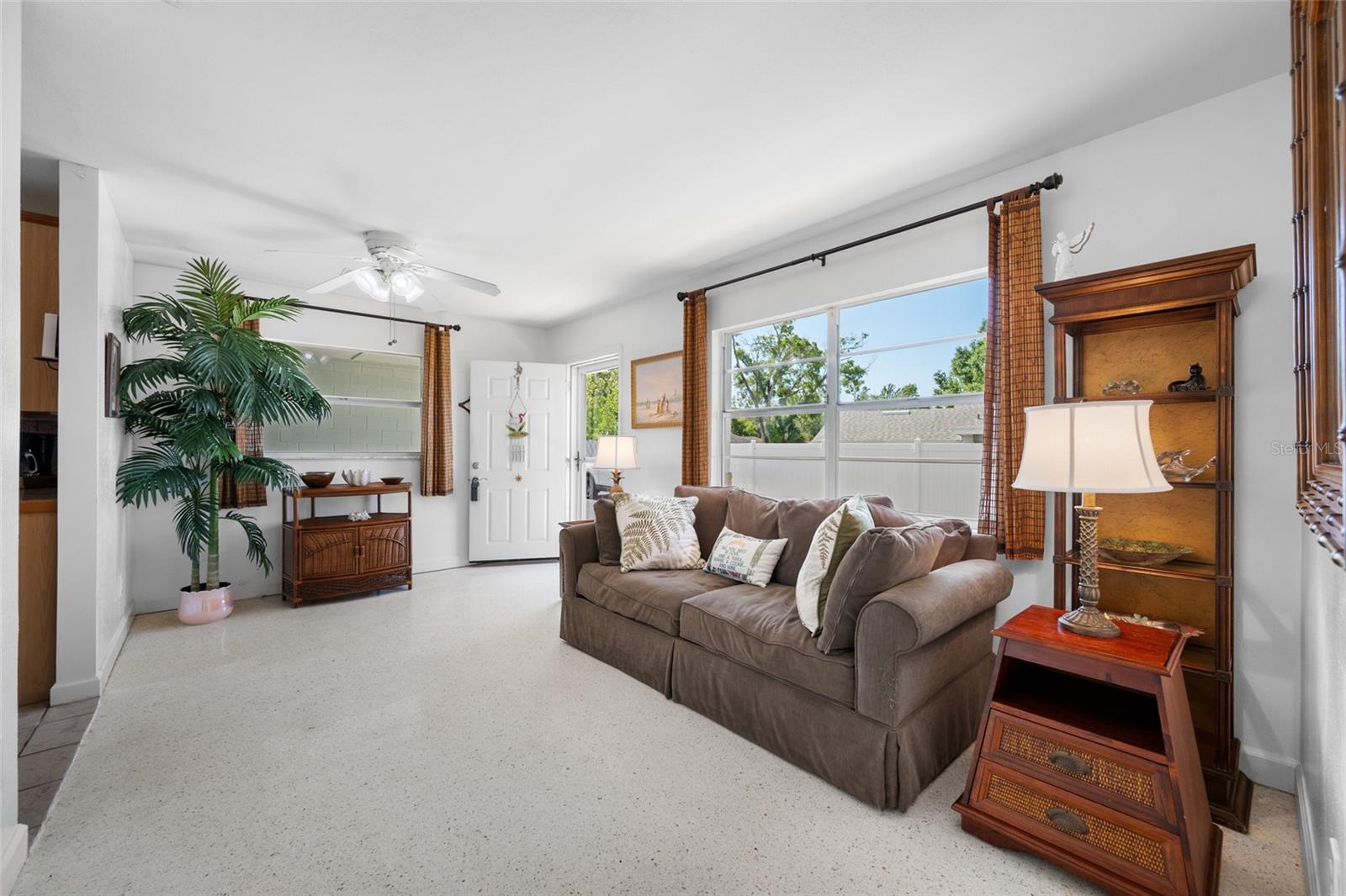 Spacious and bright living room