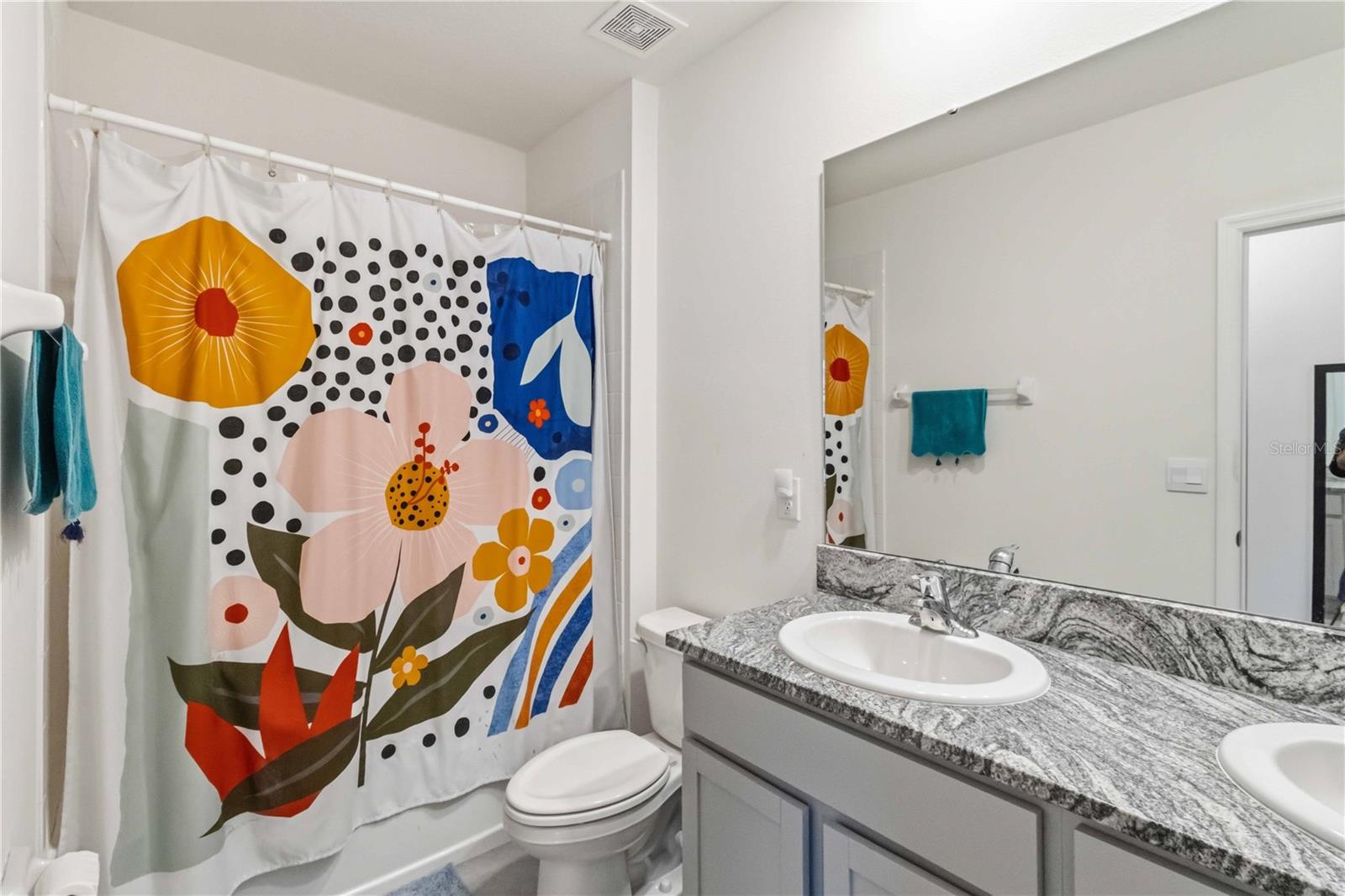 2nd Full Bathroom Upstairs