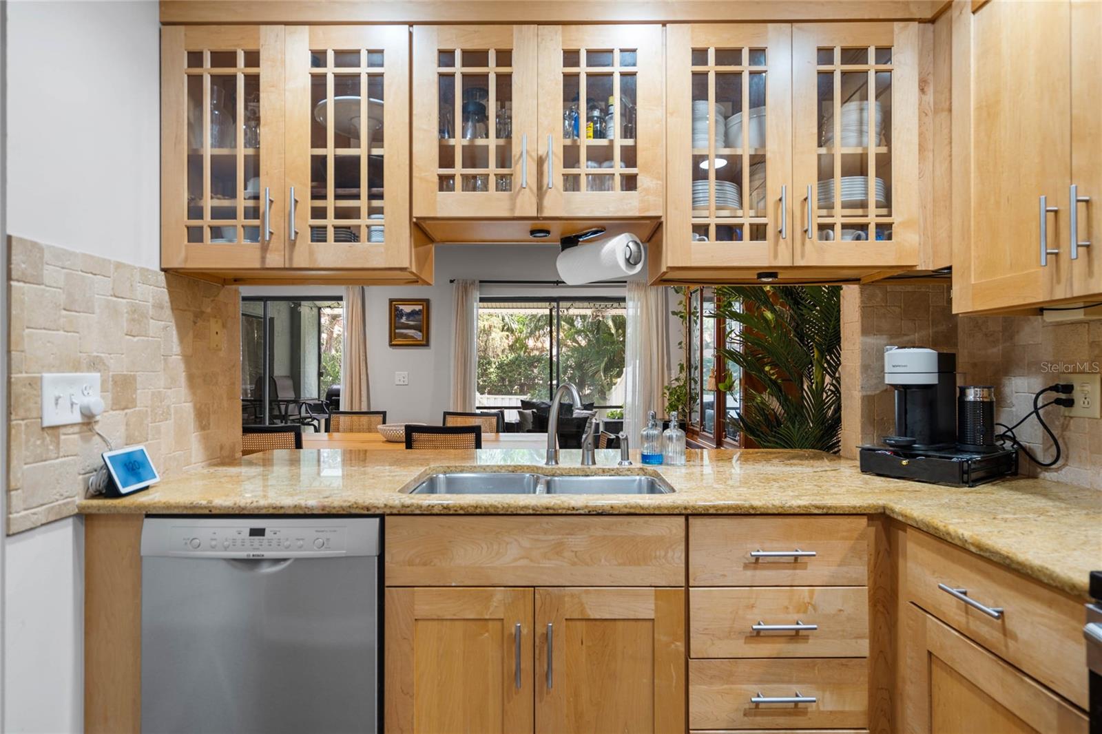 Modern Custom Cabinet Design, Granite counters, modern appliances, and open Floor Plan.