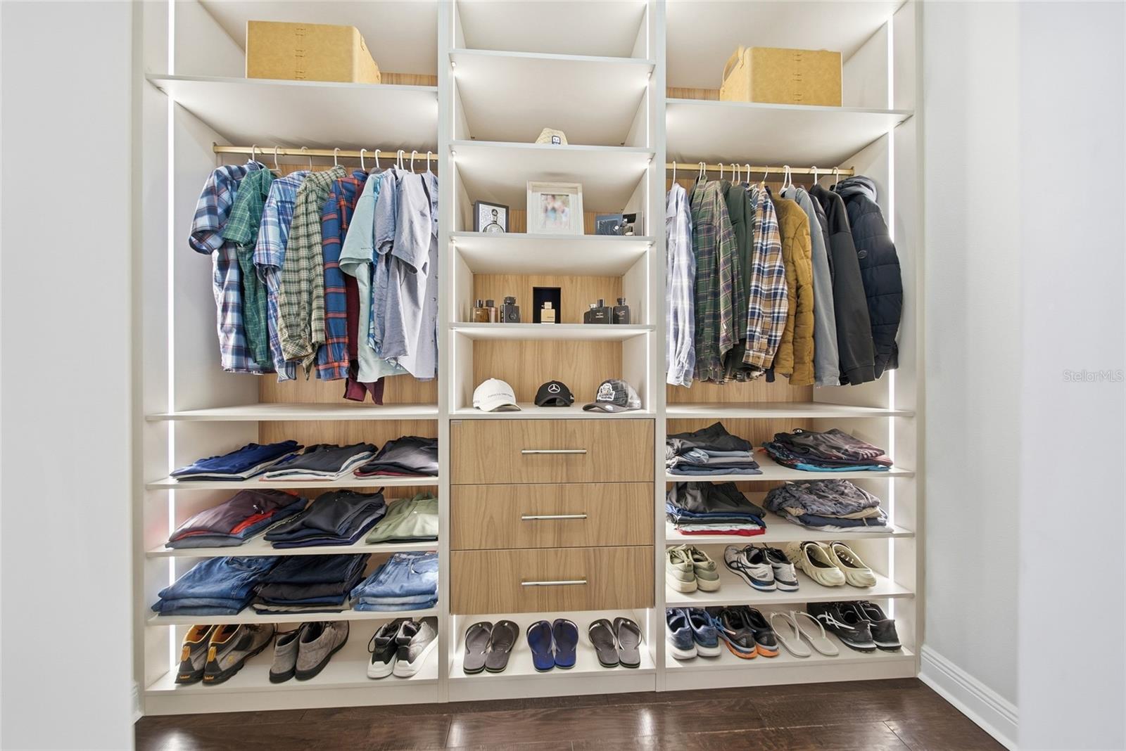 with dreamy Custom Closets