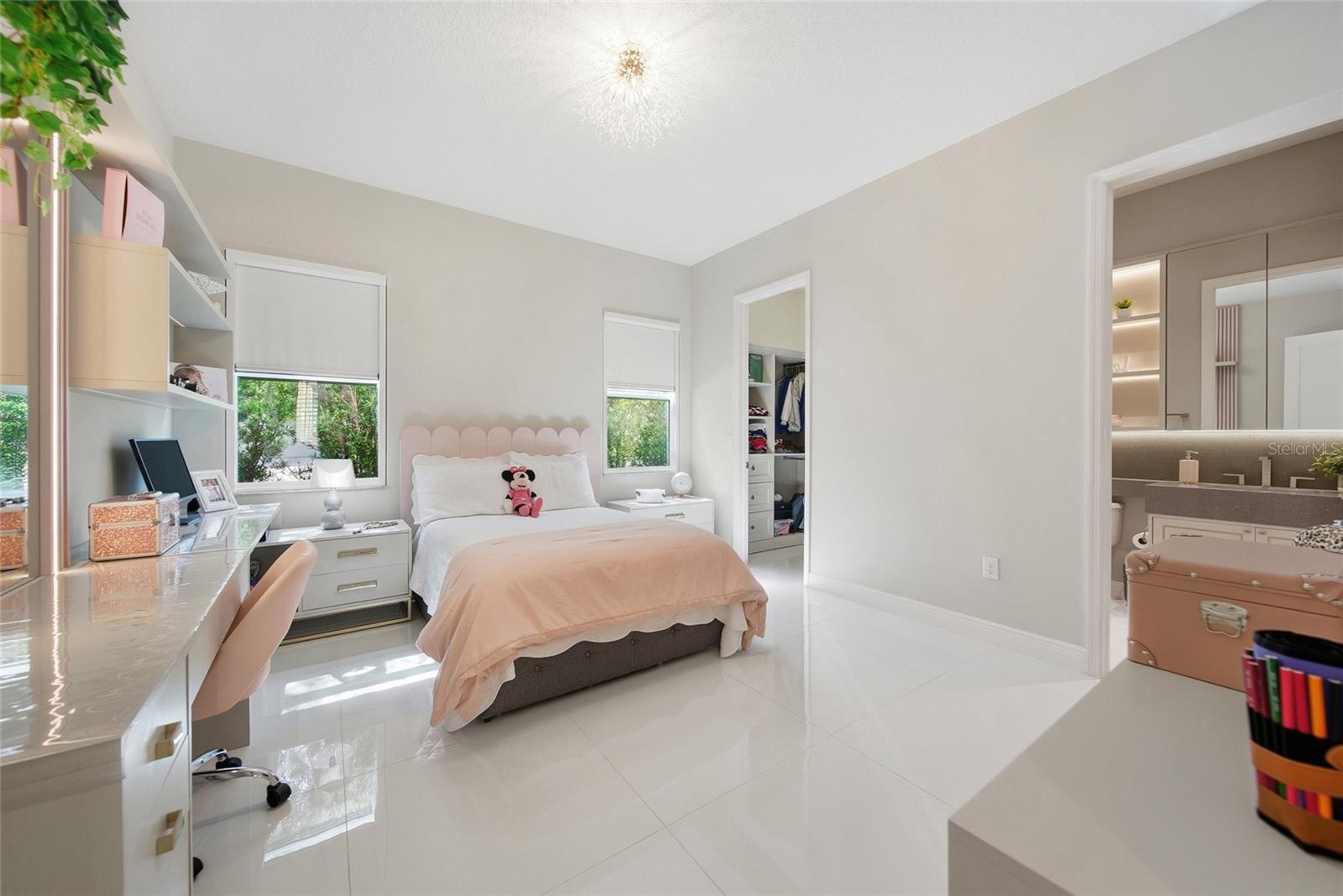 2nd Bedroom - Ensuite