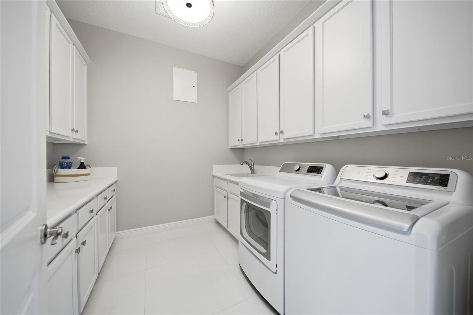 Large Laundry Room