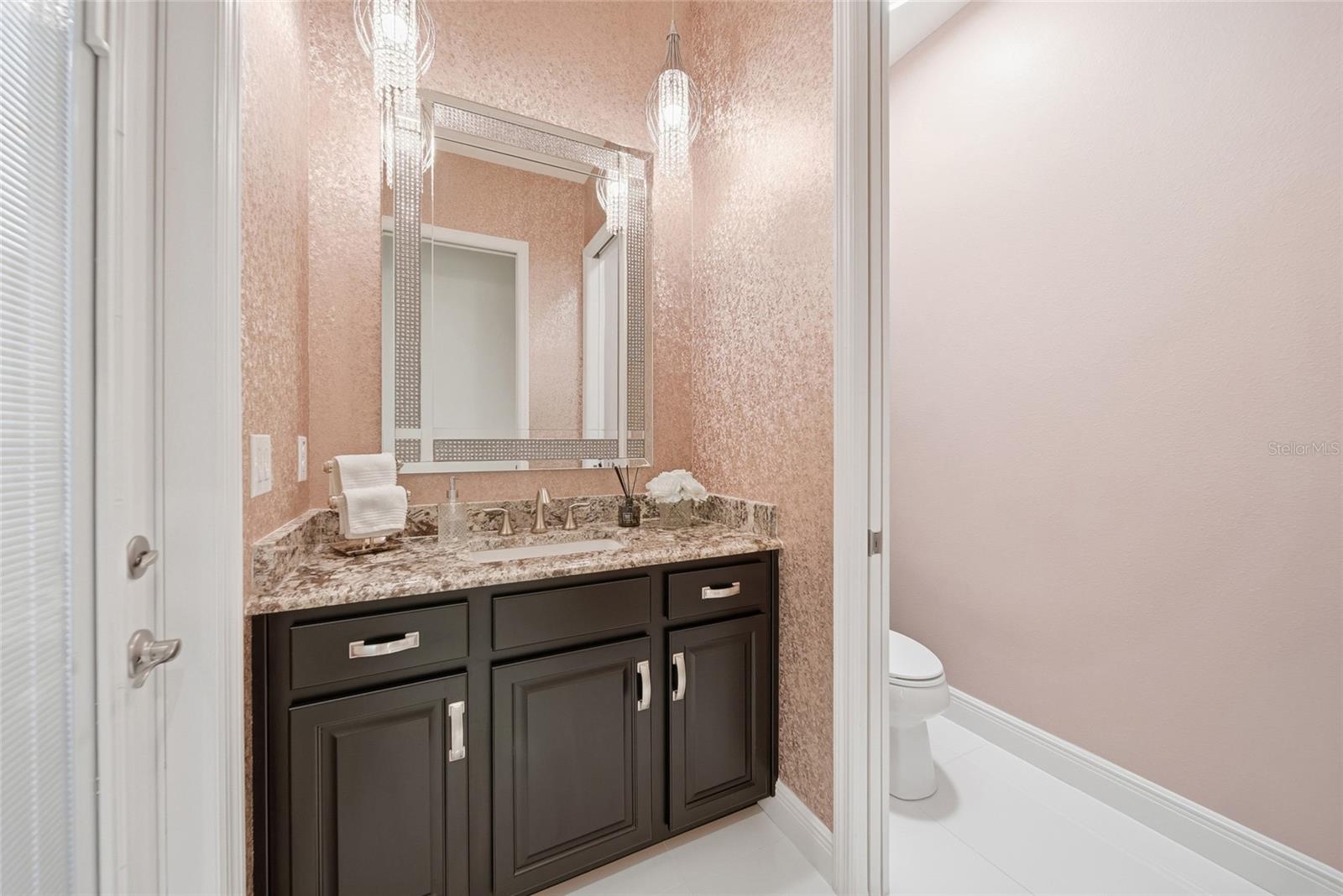 Powder Bath/Outdoor Access