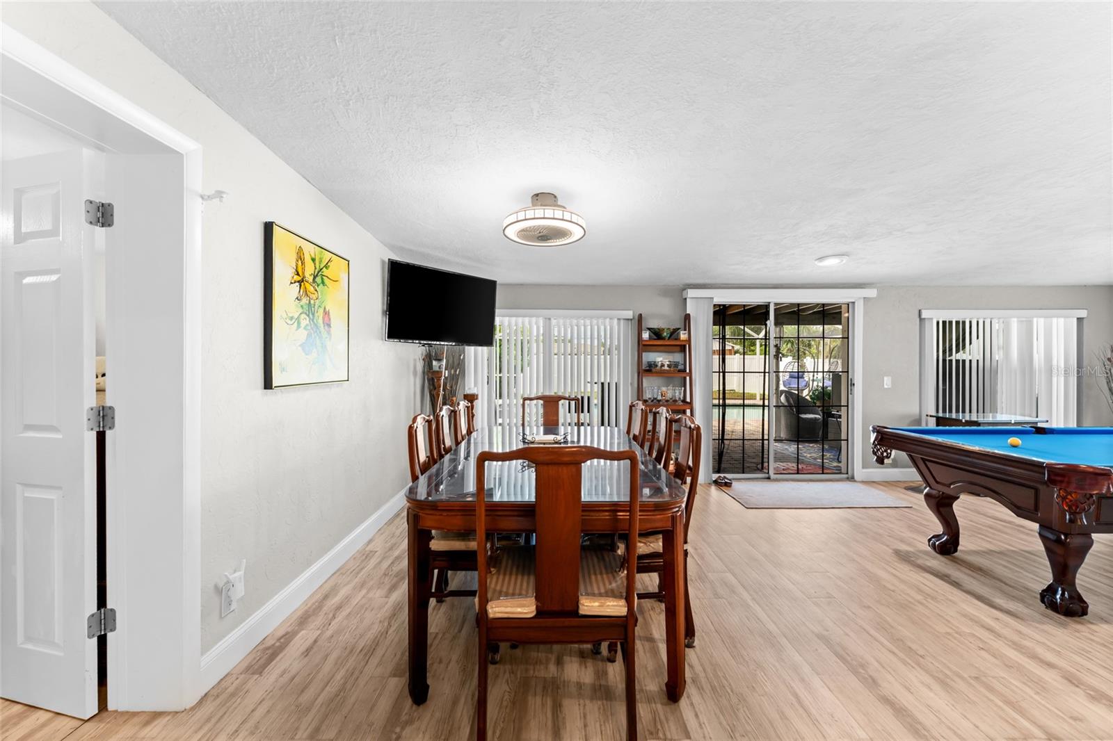 Dining area in bonus room