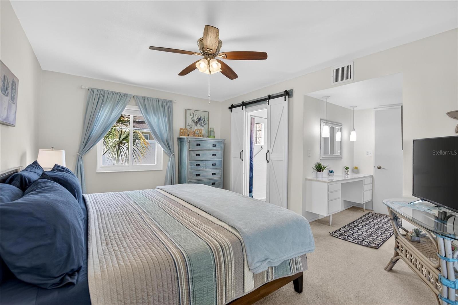 Clean and spacious, with the large window makes this a relaxing and tranquil primary ensuite