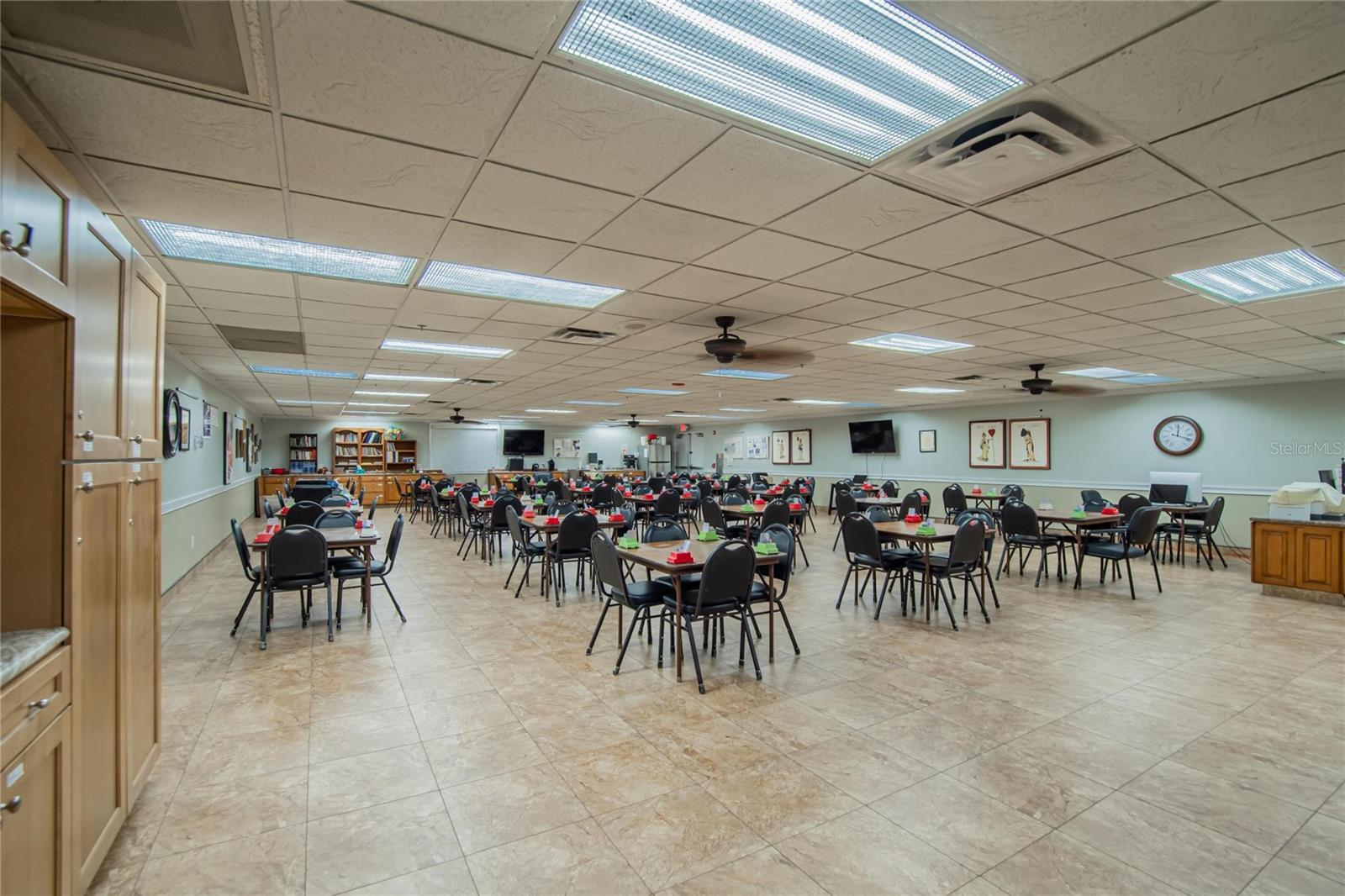 Bridge (card room) inside the Atrium