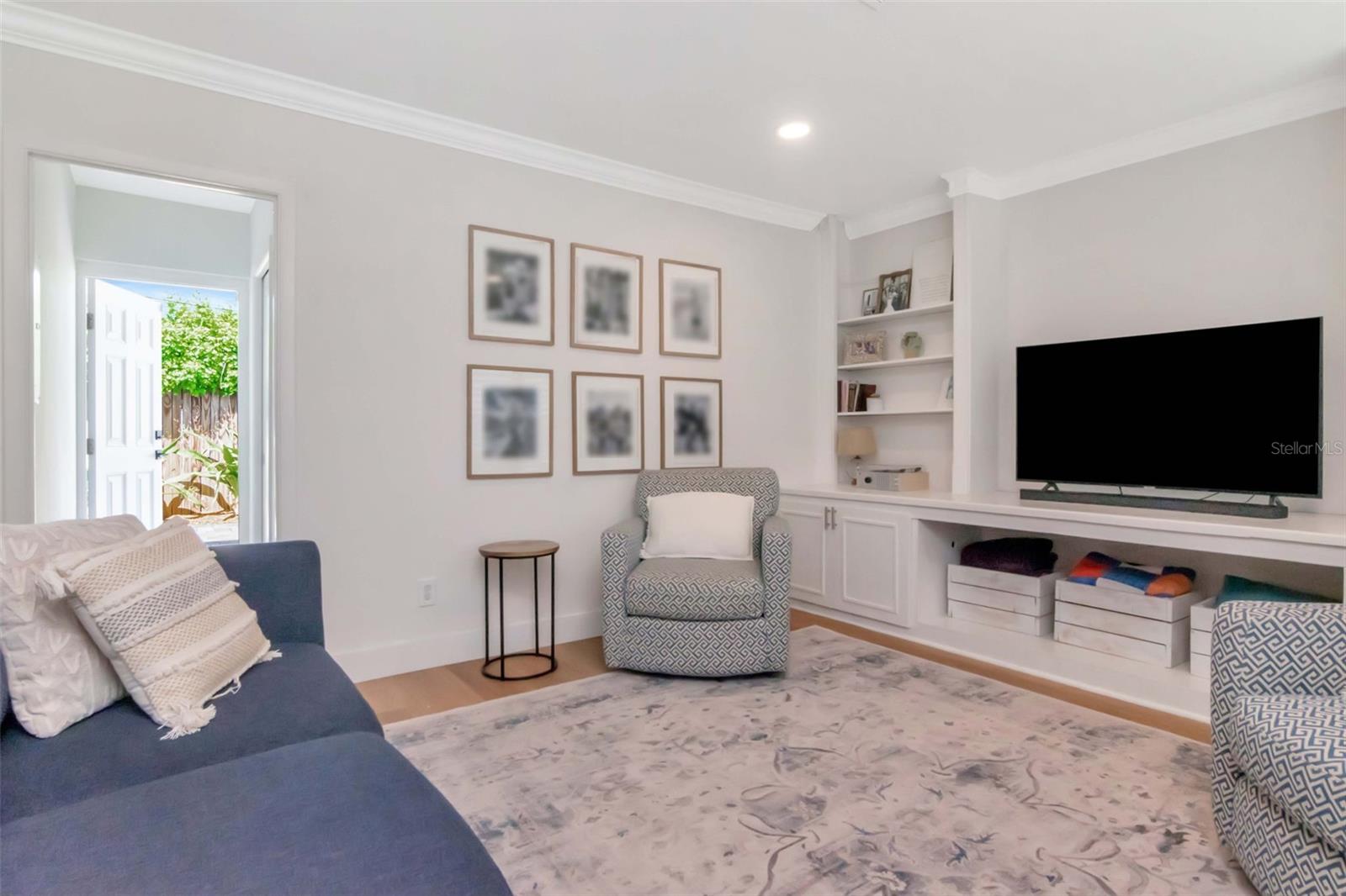 Private entrance from the back yard.